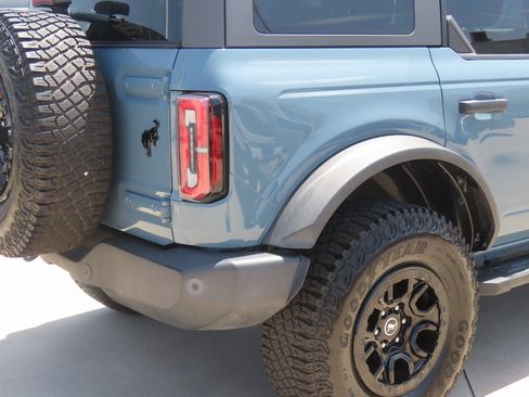 Certified 2022 Ford Bronco Wildtrak AWD/4WD image 10