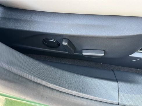 Used 2025 Ford Mustang Mach-E Premium image 22