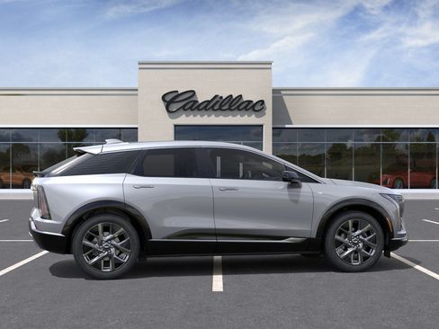 New 2027 Cadillac Optiq Luxury RWD image 5