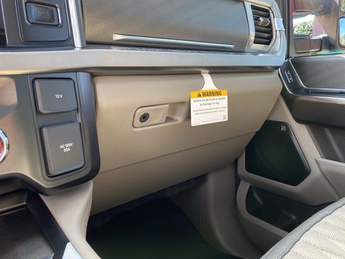 Used 2026 Ford F450 Platinum w/ Platinum Plus Package image 37