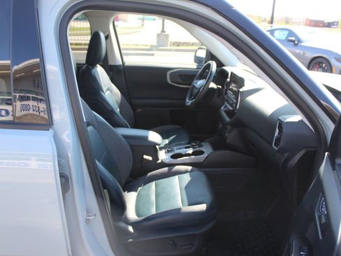 Used 2021 Ford Bronco Sport Outer Banks w/ Outer Banks Package AWD/4WD image 12