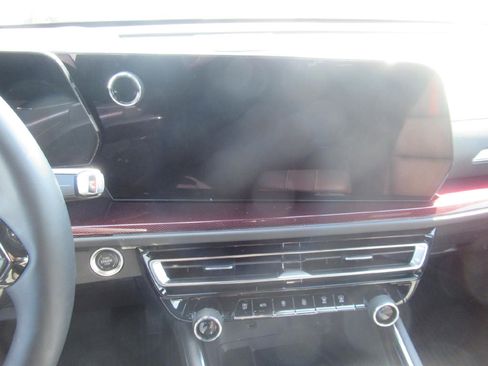 Certified 2024 Chevrolet Traverse RS w/ LPO, Floor Liner Package image 13