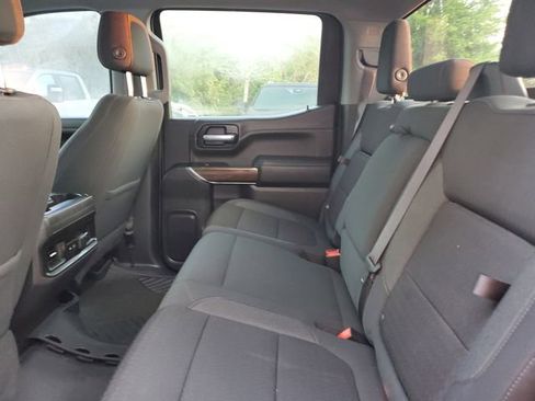 Used 2022 Chevrolet Silverado 1500 LT Trail Boss w/ Bed Protection Package image 12