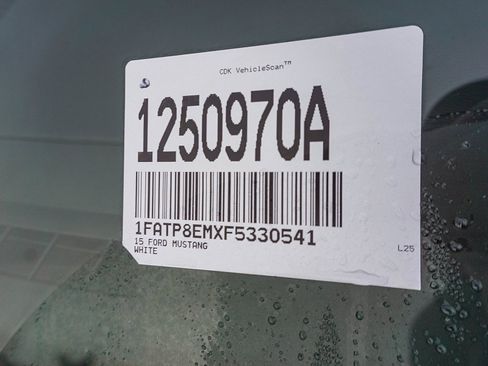 Used 2015 Ford Mustang Convertible w/ Equipment Group 051A image 27