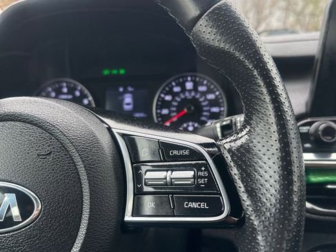 Used 2021 Kia Forte GT-Line image 31