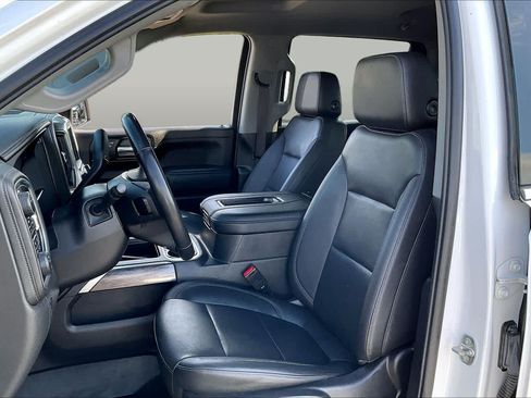 Used 2022 Chevrolet Silverado 1500 LTZ AWD/4WD image 8