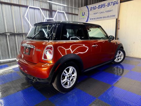 Used 2011 MINI Cooper Hardtop FWD image 13