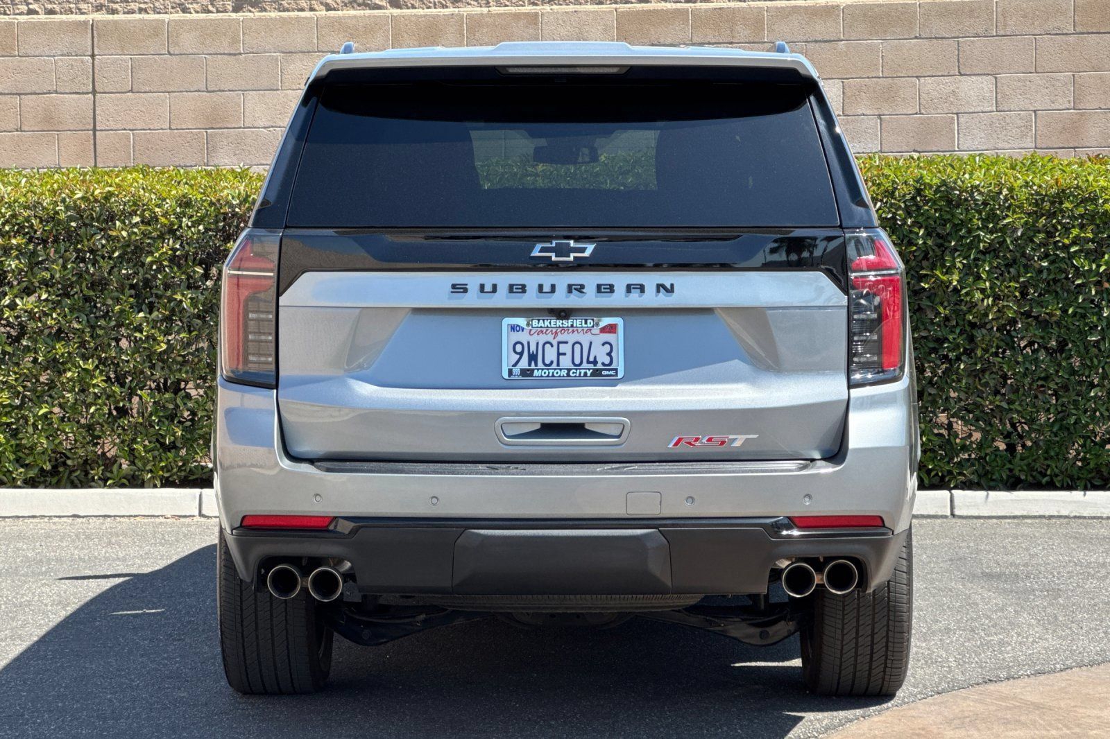 Certified 2026 Chevrolet Suburban RST RWD image 5