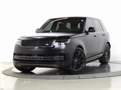 New 2025 Land Rover Range Rover SE