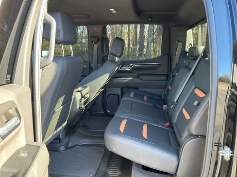 Used 2024 GMC Sierra 1500 AT4 w/ Technology Package image 22