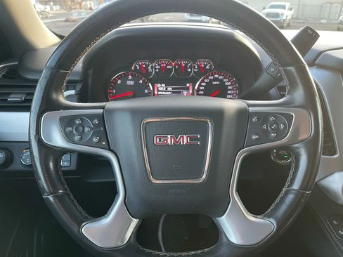 Used 2015 GMC Yukon XL SLT w/ Open Road Package image 12