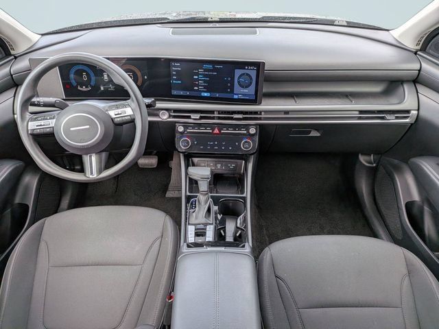 Used 2025 Hyundai Tucson SEL FWD image 14