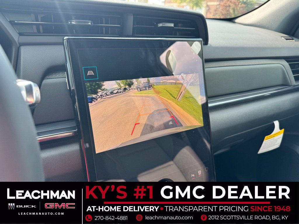 New 2027 GMC Terrain AT4 w/ LPO, Floor Liner Package AWD/4WD image 31