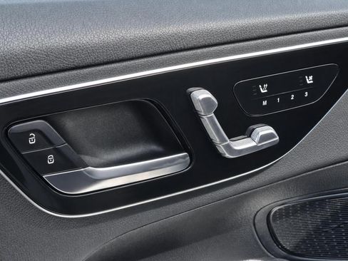 New 2027 Mercedes-Benz GLC 300 4MATIC image 33
