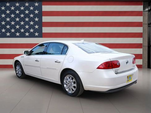 Used 2009 Buick Lucerne CXL w/ Driver Confidence Package image 3