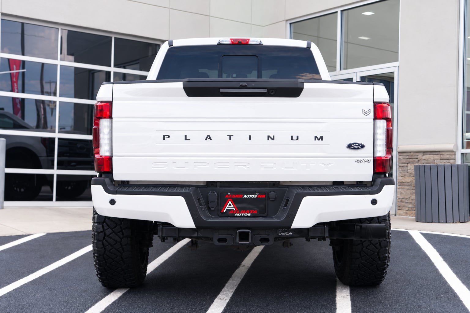 Used 2019 Ford F250 Platinum w/ Platinum Ultimate Package AWD/4WD image 8