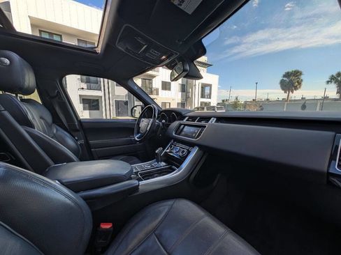 Used 2016 Land Rover Range Rover Sport HSE image 26