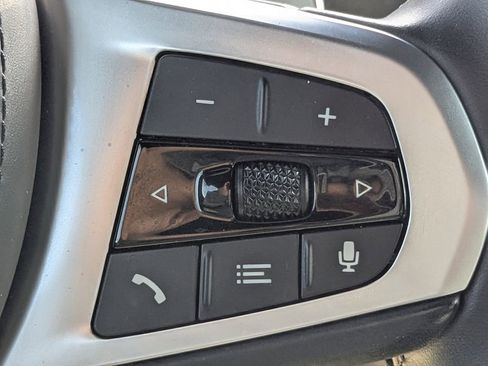 Used 2022 BMW Z4 M40i w/ Driving Assistance Package image 31