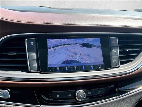 Used 2021 Buick Enclave Avenir w/ Avenir Technology Package AWD/4WD image 23