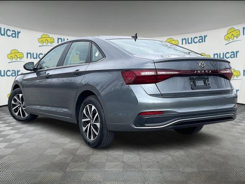 Used 2025 Volkswagen Jetta S image 4