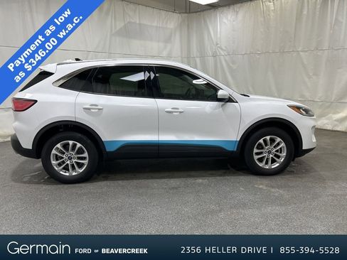 Used 2021 Ford Escape SE image 11