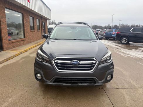 Used 2019 Subaru Outback 2.5i Limited image 2