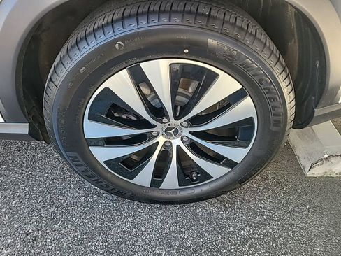 Used 2025 Mercedes-Benz GLE 350 4MATIC image 6