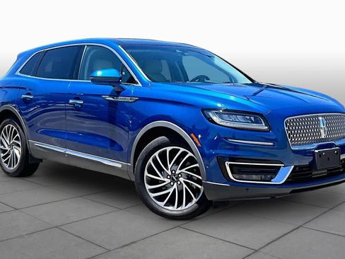 Used 2020 Lincoln Nautilus Reserve w/ Equipment Group 201A FWD image 3