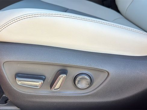 New 2025 Toyota RAV4 XLE Premium image 15