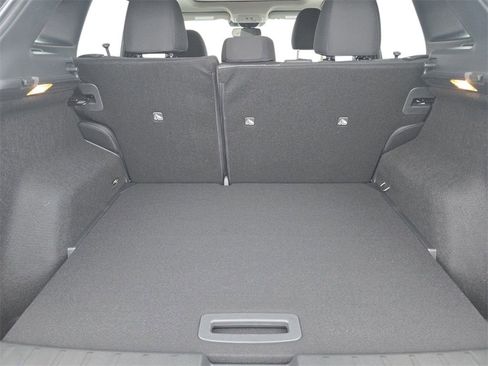 New 2026 Nissan Kicks SV w/ SV Premium Package FWD image 24
