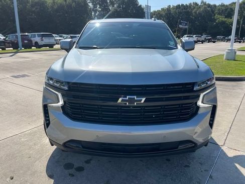 Used 2024 Chevrolet Suburban RST w/ Luxury Package RWD image 11