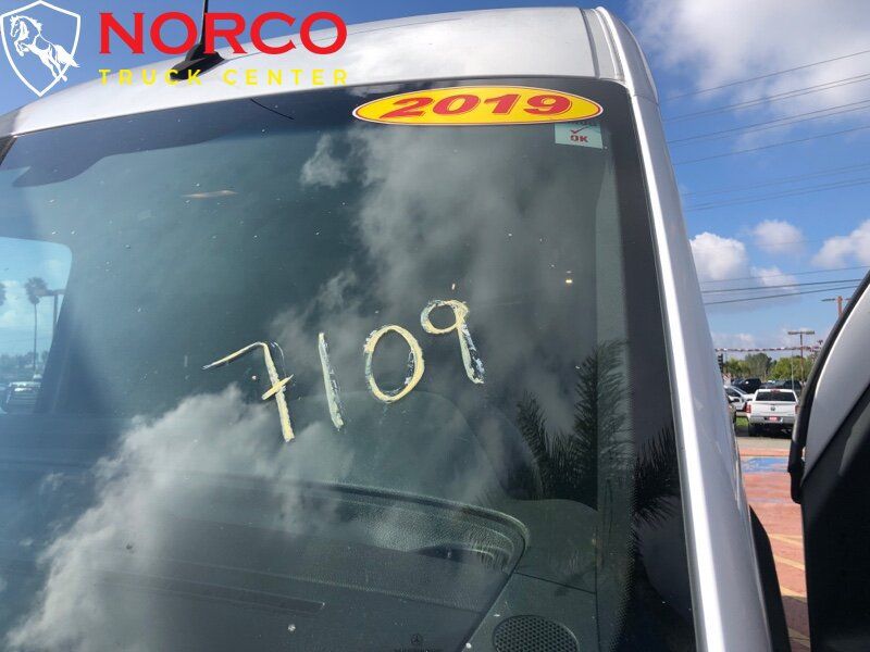 Used 2019 Freightliner Sprinter 3500 RWD image 24