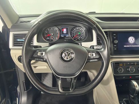 Used 2018 Volkswagen Atlas SE AWD/4WD image 14