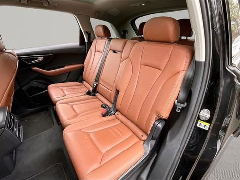 Used 2024 Audi Q7 3.0T Premium Plus image 16