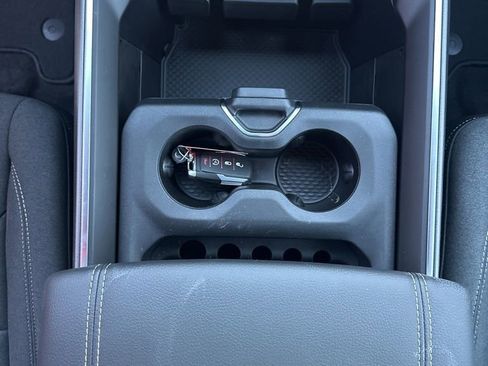 New 2026 RAM 1500 Express AWD/4WD image 30