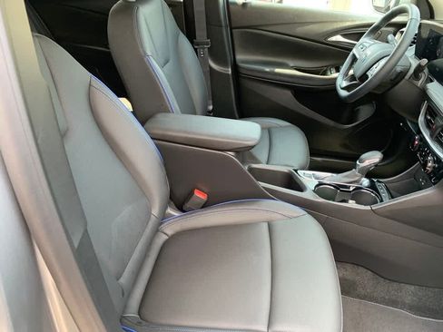 Used 2026 Buick Encore GX Sport Touring w/ Comfort Package AWD/4WD image 17