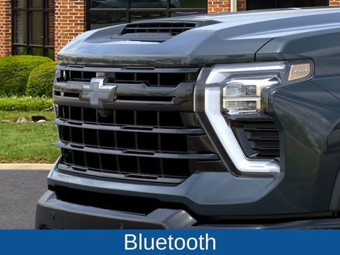 New 2026 Chevrolet Silverado 2500 LT image 13