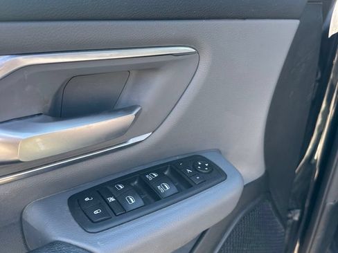 Used 2019 RAM 1500 Big Horn AWD/4WD image 13