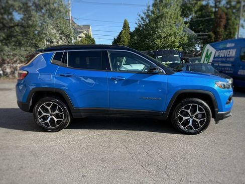 New 2026 Jeep Compass Limited w/ Sun, Sound & Navigation Group AWD/4WD image 4