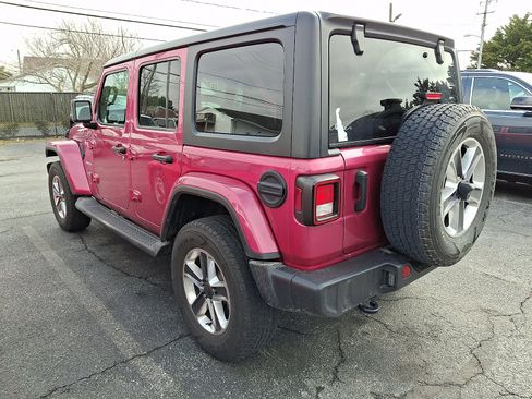 Used 2022 Jeep Wrangler Unlimited Sahara w/ Cold Weather Group image 3