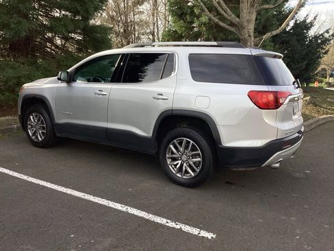 Used 2019 GMC Acadia SLE w/ Driver Alert Package I image 9