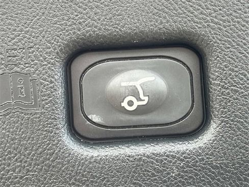 Used 2021 Lincoln Nautilus AWD w/ Equipment Group 101A image 12