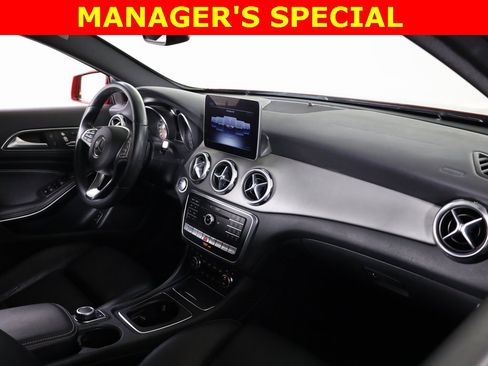 Used 2019 Mercedes-Benz GLA 250 4MATIC image 45