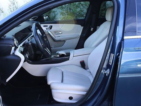 Used 2020 Mercedes-Benz A 220 image 12