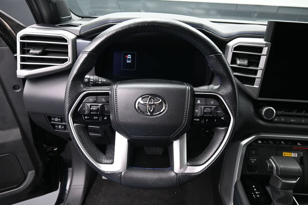 Used 2024 Toyota Tundra Platinum AWD/4WD image 17
