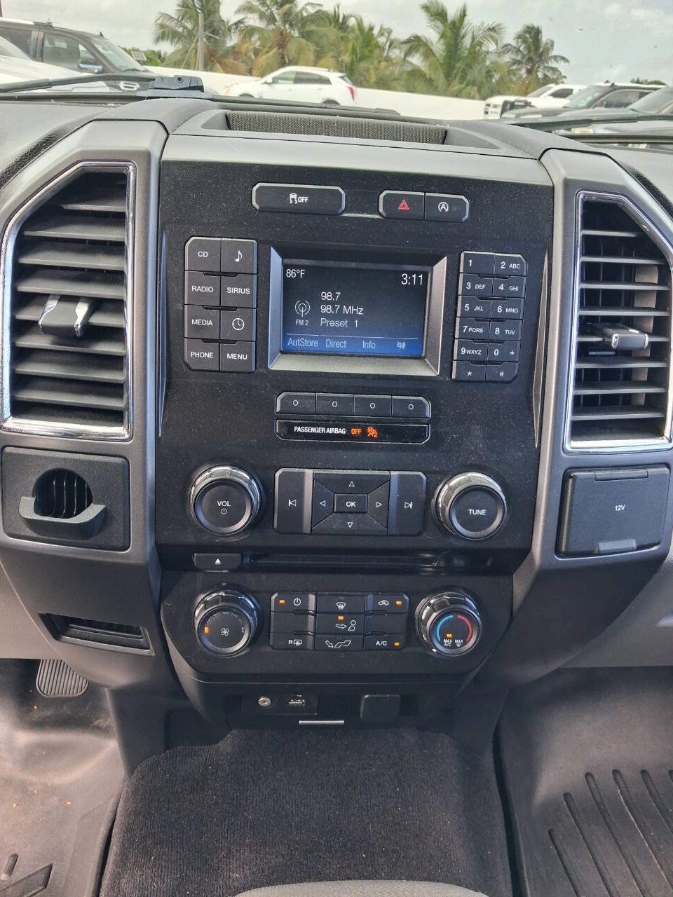 Used 2015 Ford F150 XLT w/ Equipment Group 301A Mid RWD image 13