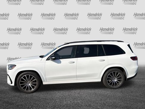 Used 2025 Mercedes-Benz GLS 450 4MATIC image 7