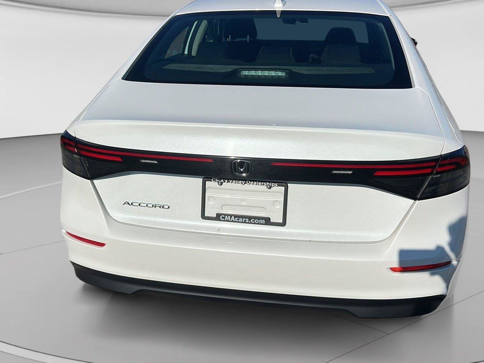 Used 2024 Honda Accord EX image 4