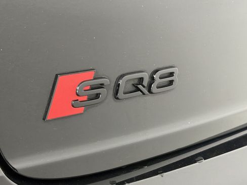 Used 2022 Audi SQ8 Prestige AWD/4WD image 35