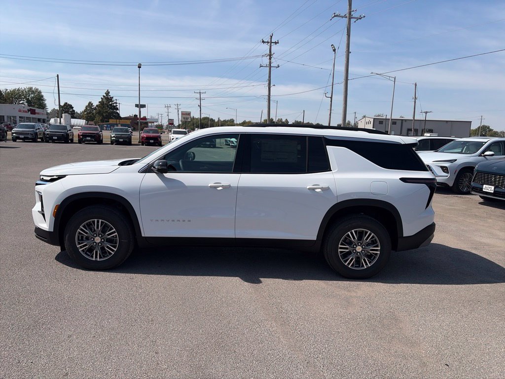 New 2027 Chevrolet Traverse LT w/ Driver Confidence Package AWD/4WD image 3